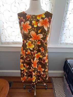 Vintage 1960s Ui-Maikai Barkcloth Brown Hawaiian Floral Knee Length Dress